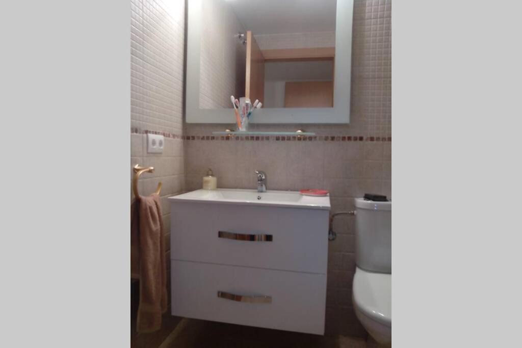 Bonito apartamento de 3 hab. con jardín Roses Exterior foto