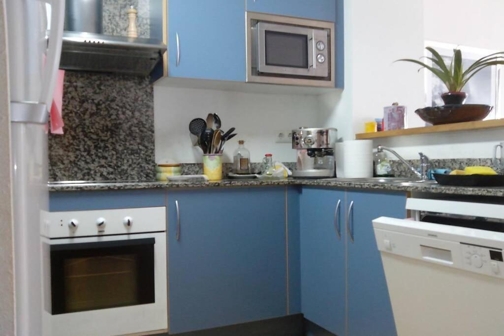 Bonito apartamento de 3 hab. con jardín Roses Exterior foto